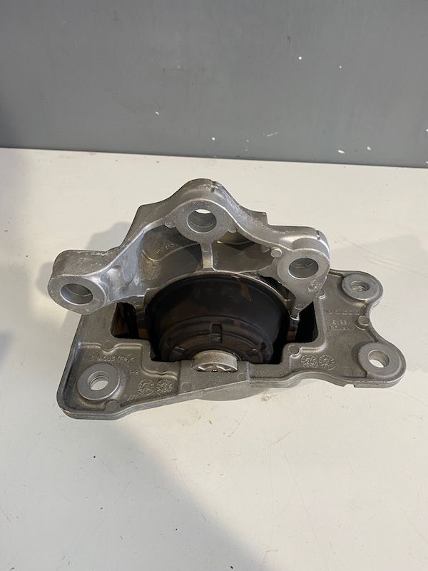 012xxol購入24.5cm 31412971 : Fuse box - Autoparts24